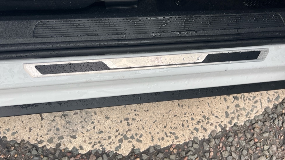 Used Volkswagen T-Roc 2025 for sale - 76717495: Photo 37