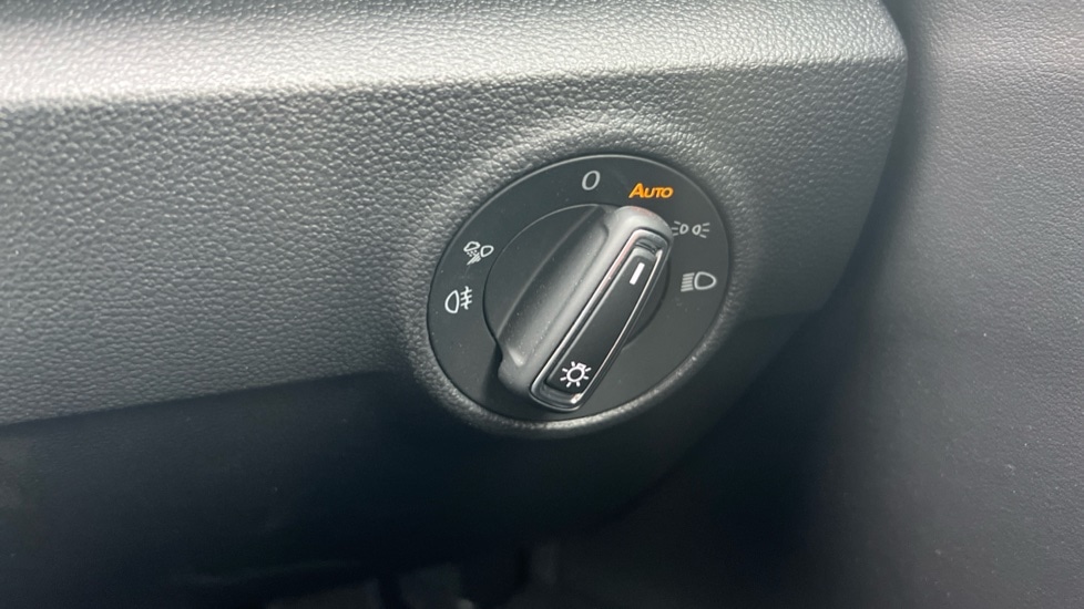 Used Volkswagen T-Roc 2025 for sale - 76717495: Photo 42