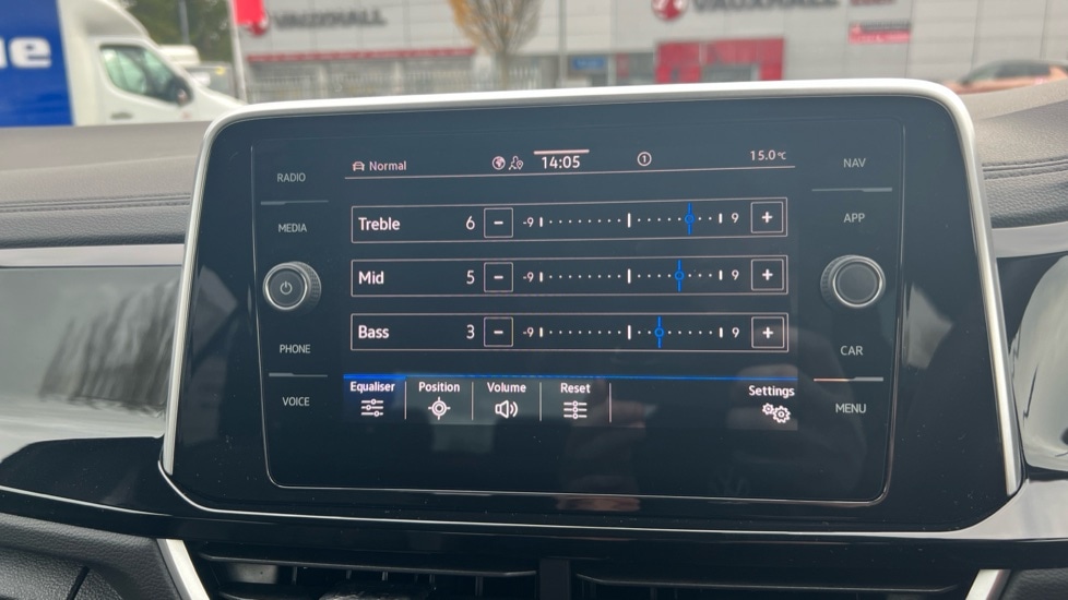 Used Volkswagen T-Roc 2025 for sale - 76717495: Photo 44