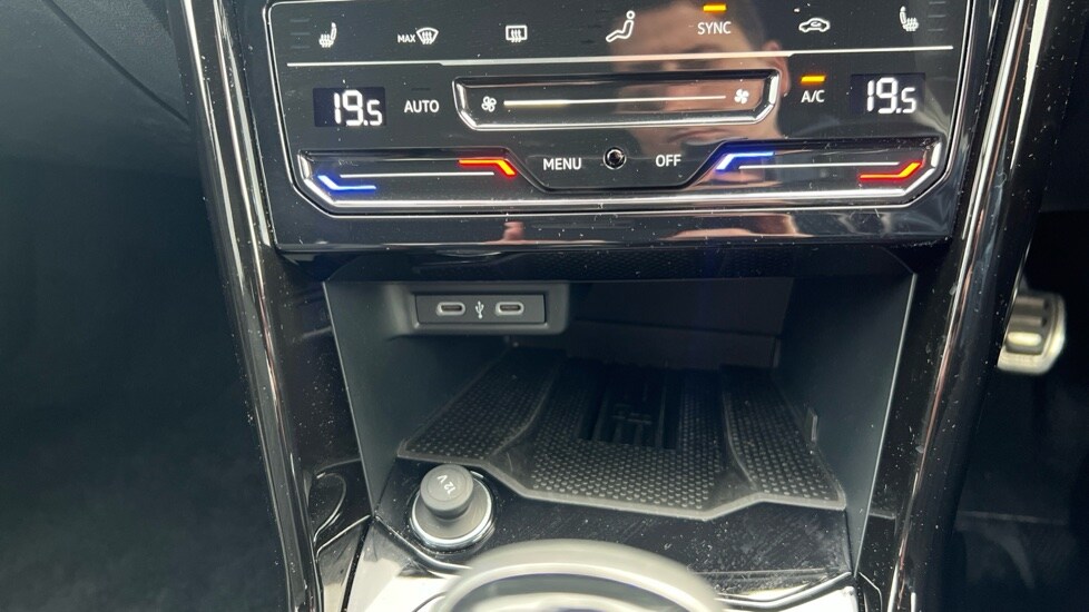 Used Volkswagen T-Roc 2025 for sale - 76717495: Photo 46