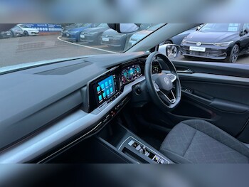 Used Volkswagen Golf 2023 for sale - 76684204: Photo