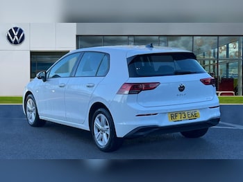 Used Volkswagen Golf 2023 for sale - 76684204: Photo