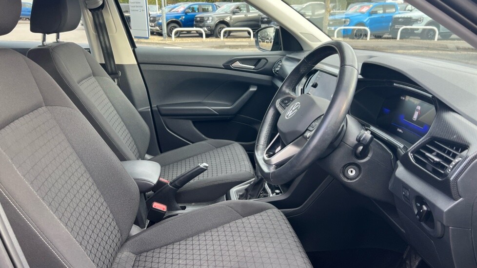 Used Volkswagen T-Cross 2023 for sale - 76563773: Photo 26