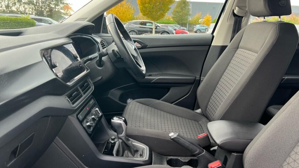 Used Volkswagen T-Cross 2023 for sale - 76563773: Photo 28