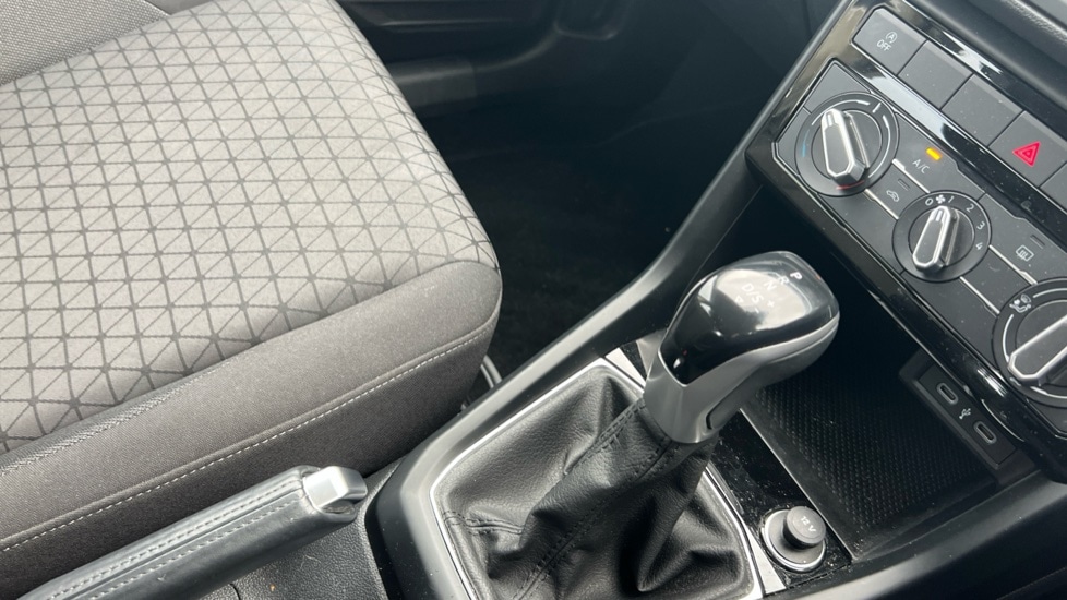 Used Volkswagen T-Cross 2023 for sale - 76563773: Photo 35