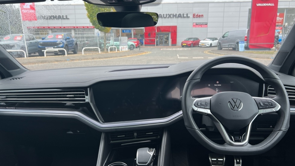 Used Volkswagen Touareg 2025 for sale - 77075607: Photo 12