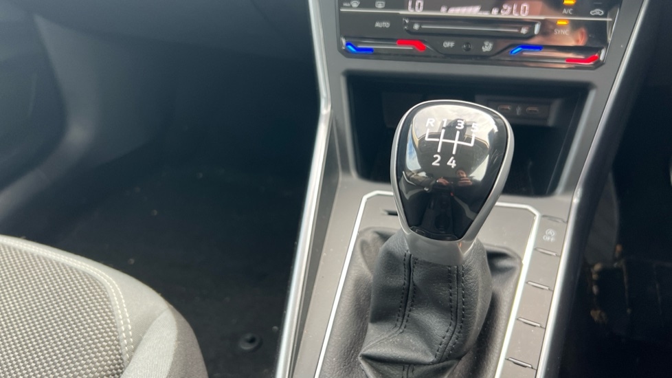 Used Volkswagen Polo 2022 for sale - 76447236: Photo 36