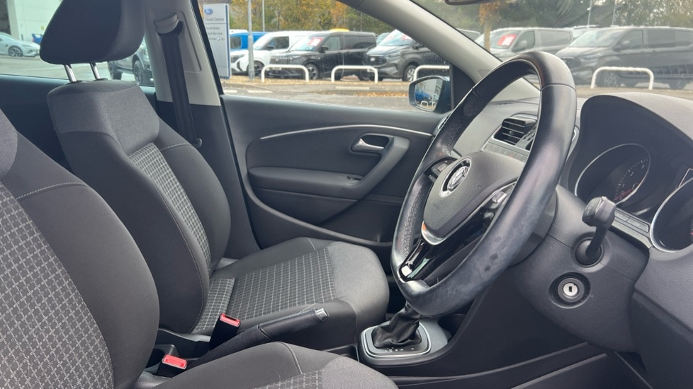 Used Volkswagen Polo 2017 for sale - 76552501: Photo 26