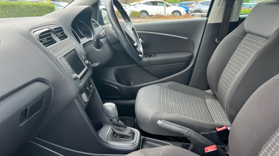 Used Volkswagen Polo 2017 for sale - 76552501: Photo 28