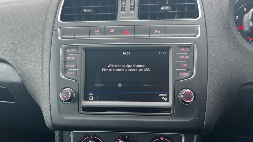 Used Volkswagen Polo 2017 for sale - 76552501: Photo 40