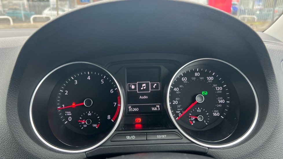 Used Volkswagen Polo 2017 for sale - 76552501: Photo 41