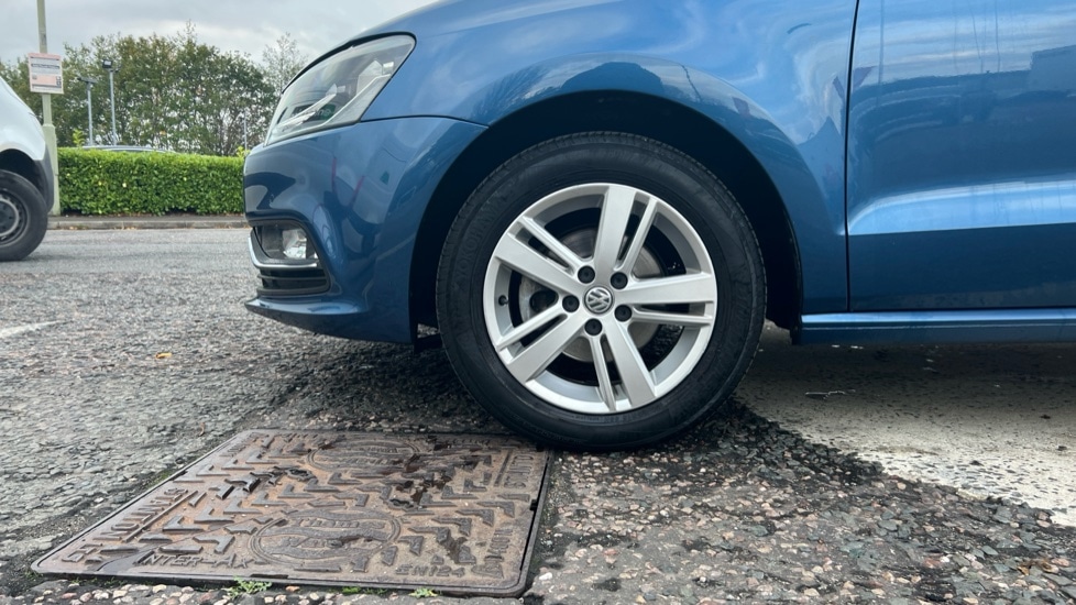 Used Volkswagen Polo 2017 for sale - 76552501: Photo 5