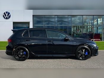 Used Volkswagen Golf 2023 for sale - 76501369: Photo