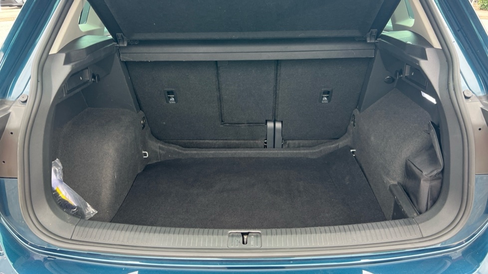 Used Volkswagen Tiguan 2022 for sale - 76008090: Photo 16