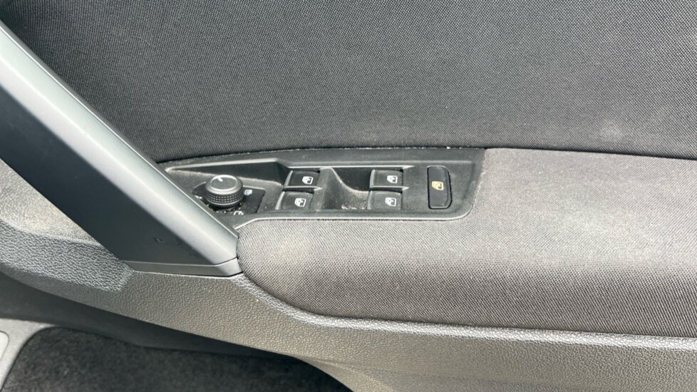 Used Volkswagen Tiguan 2022 for sale - 76008090: Photo 37