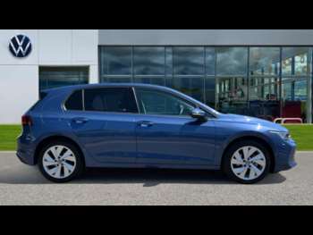 Used Volkswagen Golf 2024 for sale - 74883009: Photo