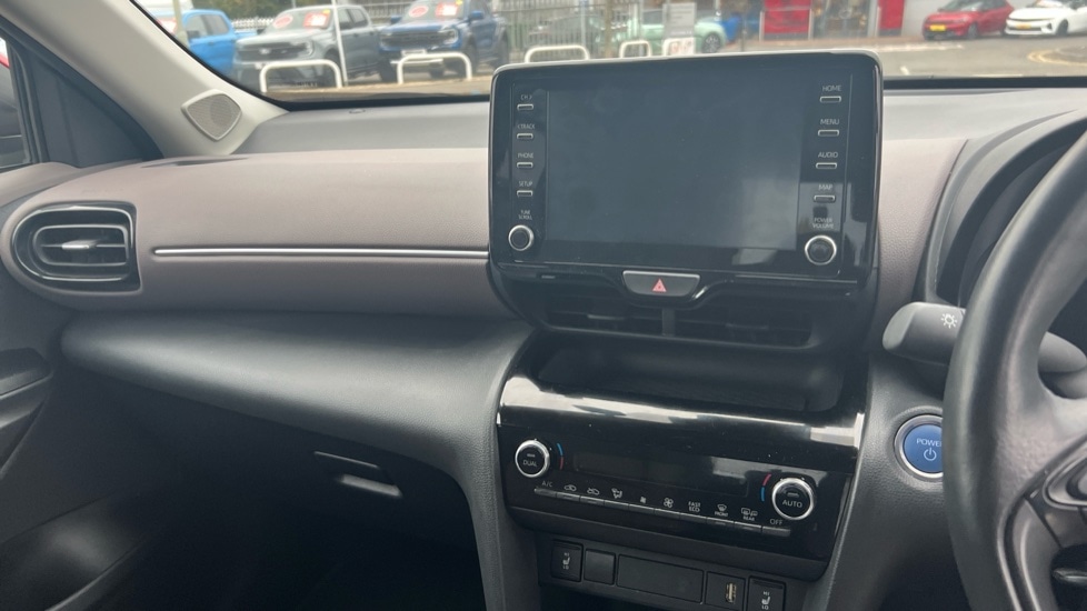 Used Toyota Yaris Cross 2024 for sale - 76234134: Photo 12