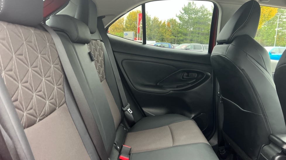 Used Toyota Yaris Cross 2024 for sale - 76234134: Photo 14