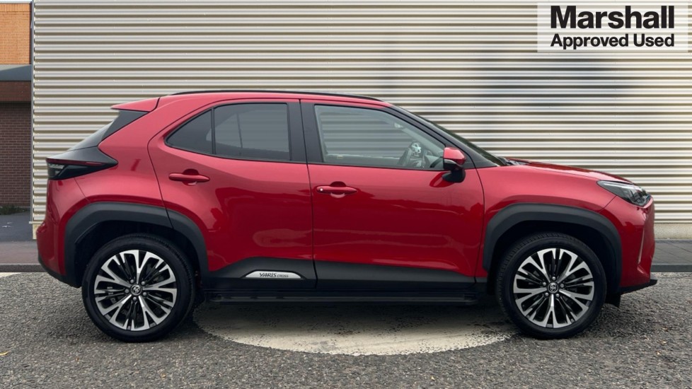 Used Toyota Yaris Cross 2024 for sale - 76234134: Photo 2