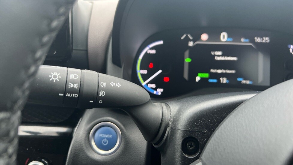 Used Toyota Yaris Cross 2024 for sale - 76234134: Photo 25