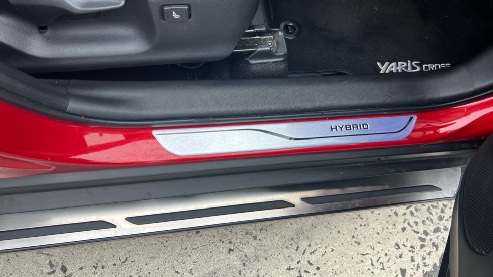 Used Toyota Yaris Cross 2024 for sale - 76234134: Photo 37