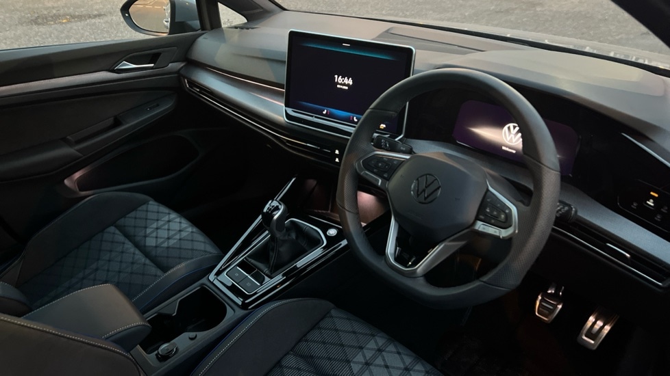 Used Volkswagen Golf 2025 for sale - 77067936: Photo 12