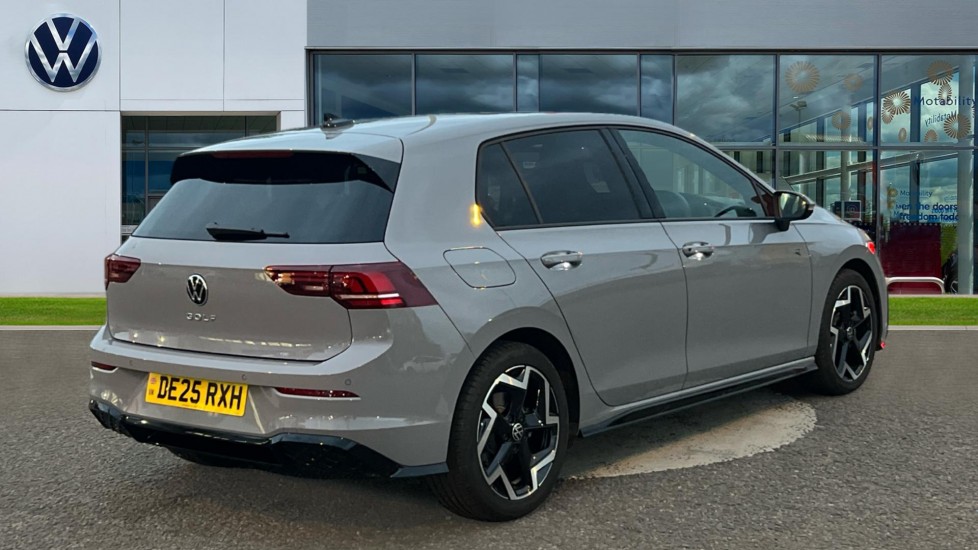 Used Volkswagen Golf 2025 for sale - 77067936: Photo 8