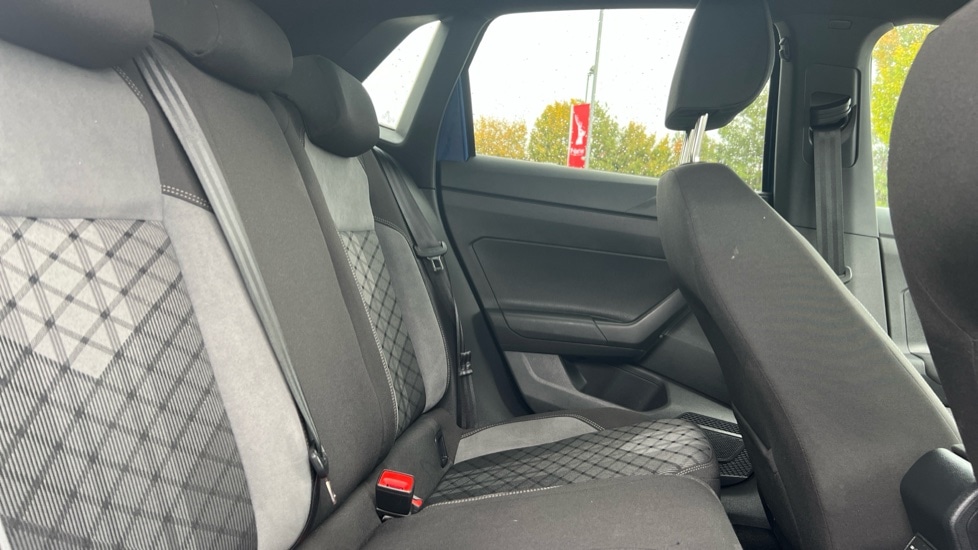 Used Volkswagen Polo 2024 for sale - 76297563: Photo 15