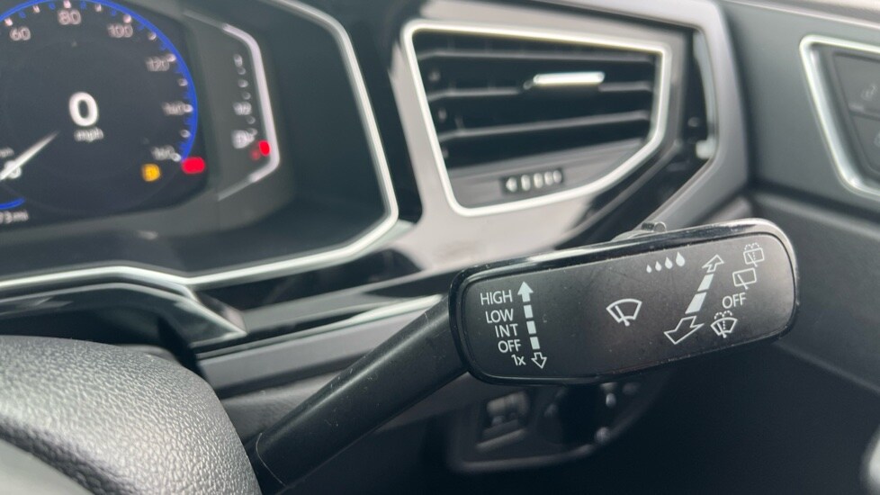 Used Volkswagen Polo 2024 for sale - 76297563: Photo 32