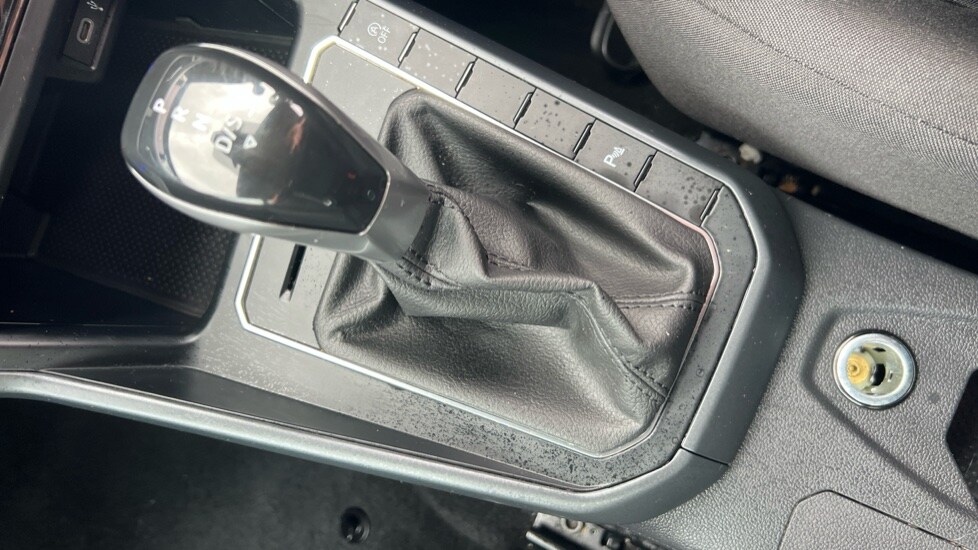 Used Volkswagen Polo 2024 for sale - 76297563: Photo 36