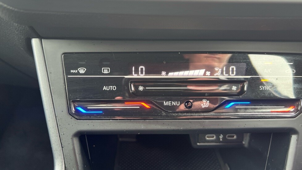 Used Volkswagen Polo 2024 for sale - 76297563: Photo 48