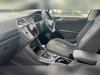 Used Volkswagen Tiguan 2020 for sale - 76410520: Photo