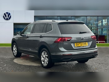 Used Volkswagen Tiguan Allspace 2022 for sale - 76297648: Photo