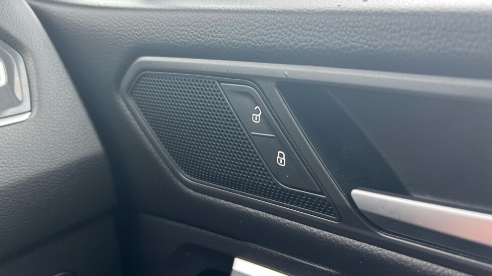 Used Volkswagen Tiguan Allspace 2022 for sale - 76297648: Photo 45