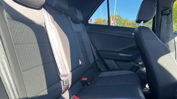 Used Volkswagen T-Roc 2021 for sale - 76067043: Photo 15
