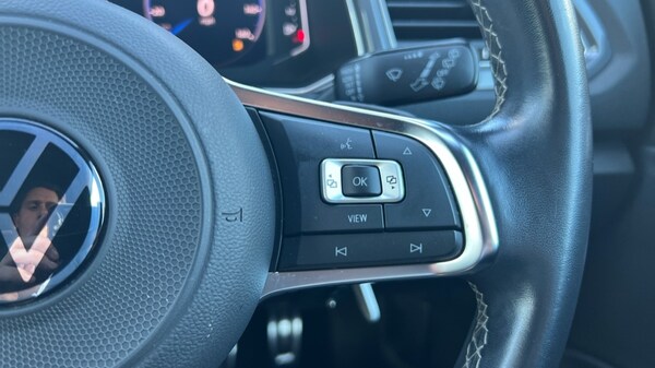 Used Volkswagen T-Roc 2021 for sale - 76067043: Photo 30