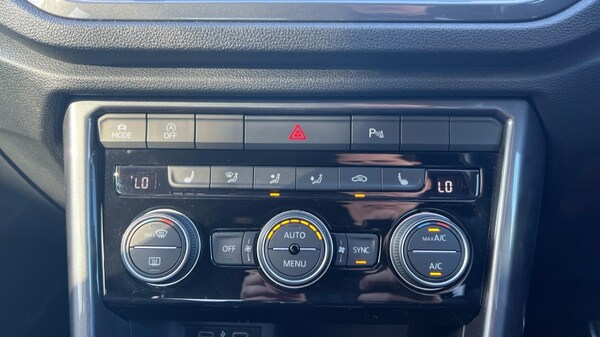 Used Volkswagen T-Roc 2021 for sale - 76067043: Photo 34