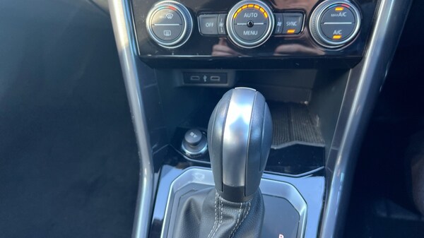 Used Volkswagen T-Roc 2021 for sale - 76067043: Photo 36