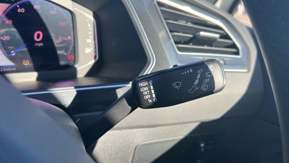 Used Volkswagen Tiguan 2022 for sale - 76067102: Photo 32