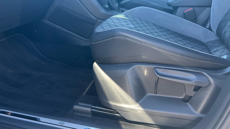 Used Volkswagen Tiguan 2022 for sale - 76067102: Photo 39