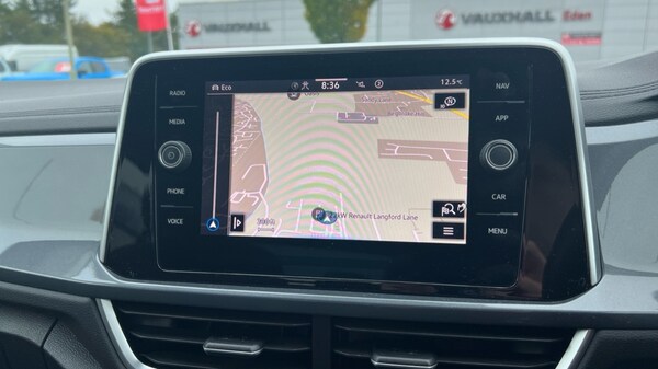 Used Volkswagen T-Roc 2022 for sale - 76140102: Photo 21