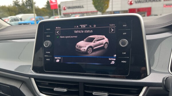 Used Volkswagen T-Roc 2022 for sale - 76140102: Photo 23
