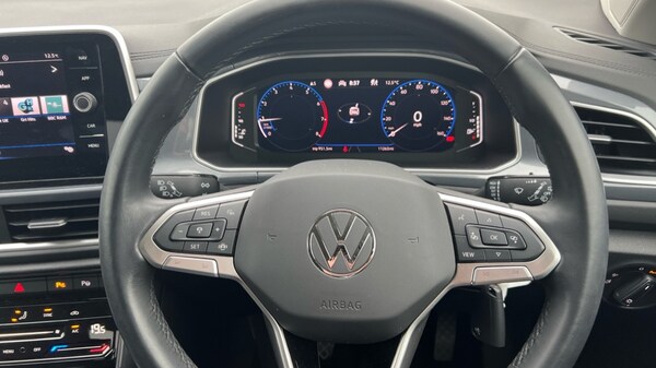Used Volkswagen T-Roc 2022 for sale - 76140102: Photo 27