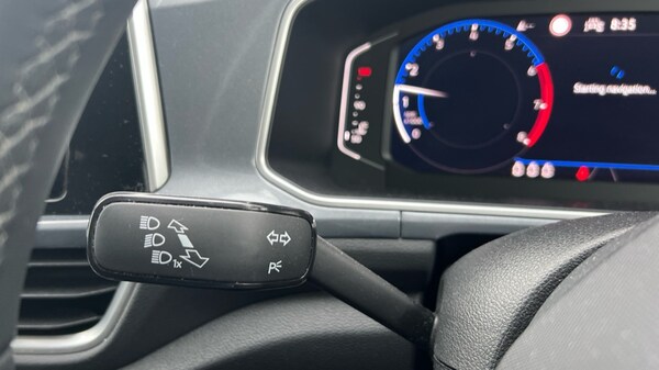 Used Volkswagen T-Roc 2022 for sale - 76140102: Photo 33