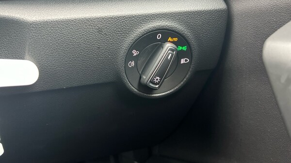 Used Volkswagen T-Roc 2022 for sale - 76140102: Photo 44