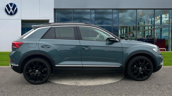 Used Volkswagen T-Roc 2022 for sale - 76140102: Photo 4