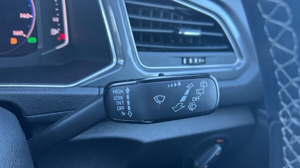 Used Volkswagen T-Roc 2021 for sale - 76067044: Photo 32