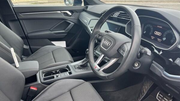 Used Audi Q3 2022 for sale - 76112050: Photo 6