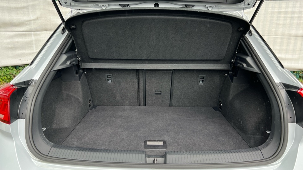 Used Volkswagen T-Roc 2021 for sale - 76501602: Photo 15