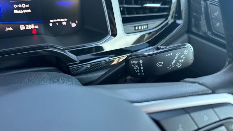 Used Volkswagen Taigo 2025 for sale - 77036016: Photo 31